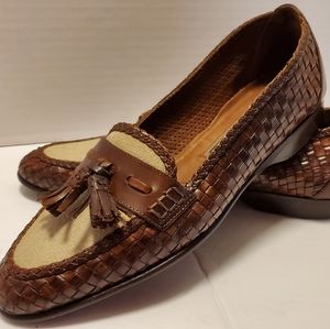 Cole Hann woman Shoes  Italy Design Size USA 7 AA